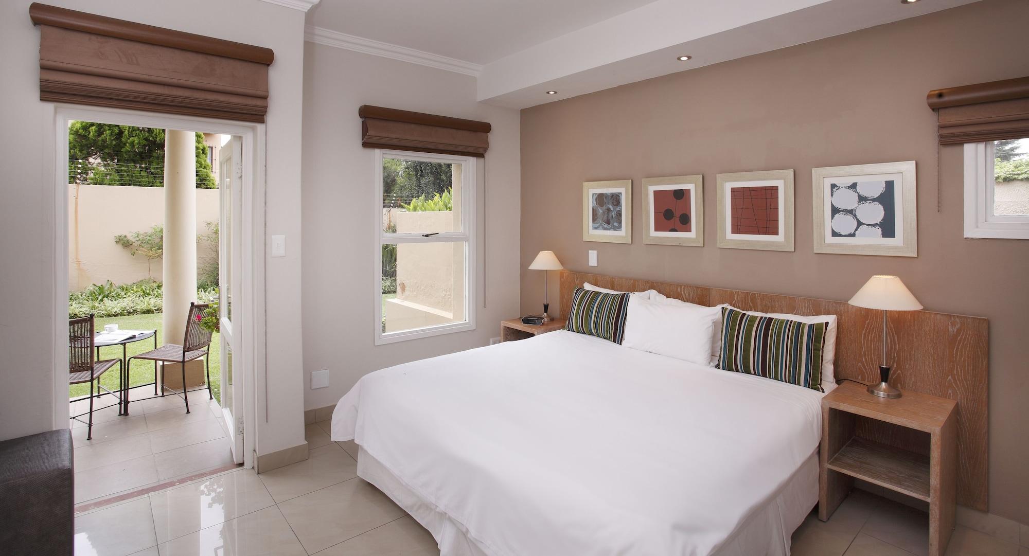 The Capital Villa Sandton Bagian luar foto