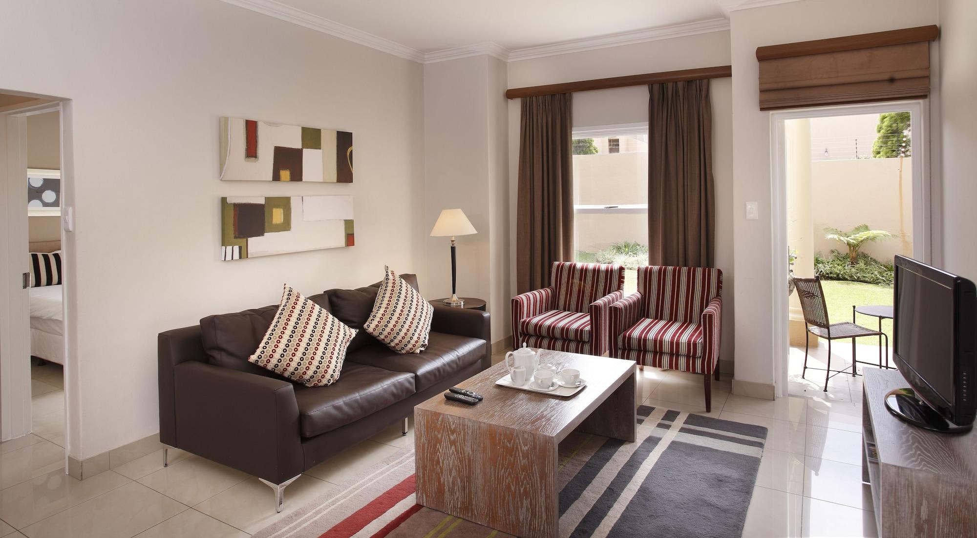 The Capital Villa Sandton Bagian luar foto