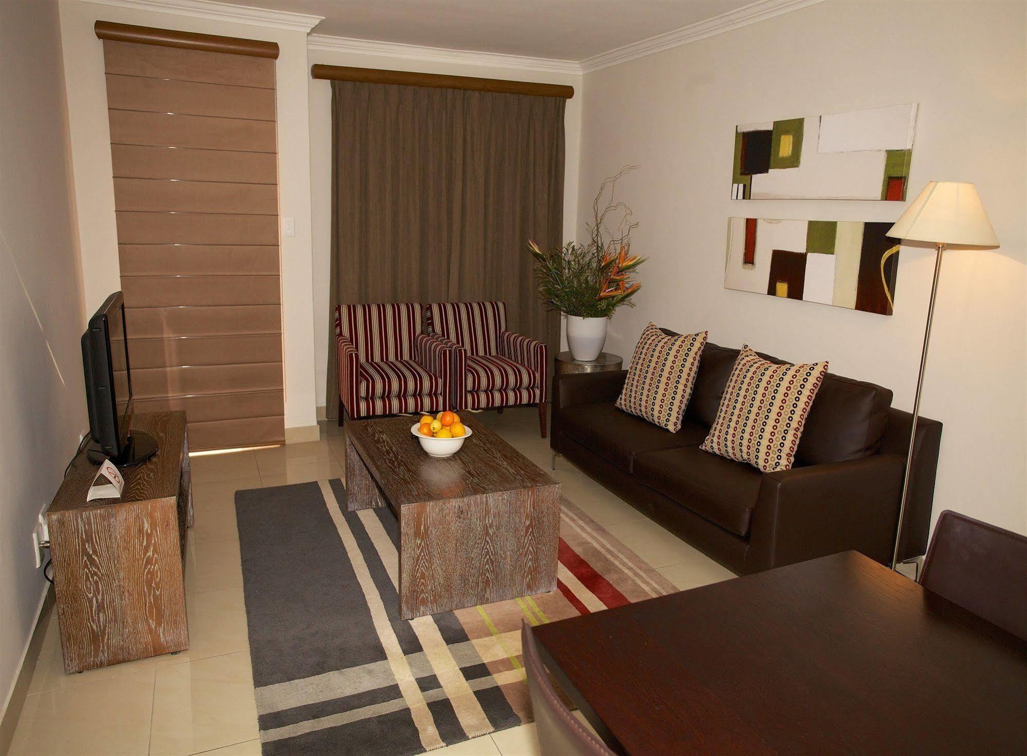 The Capital Villa Sandton Bagian luar foto